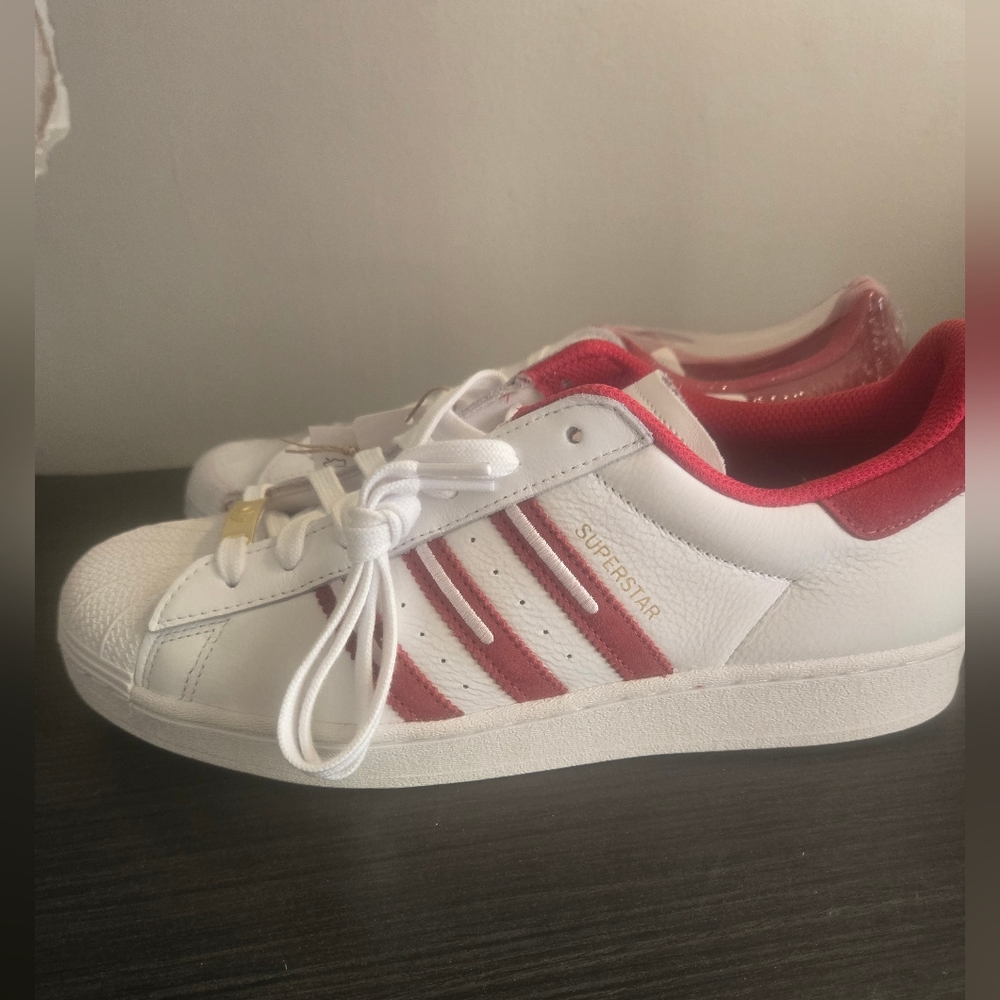 Adidas Superstar Men’s Size 11 ID1371 White Red Embroidered 3 Stripes NEW